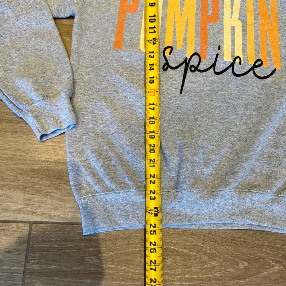 Fall Pumpkin Spice Crewneck Sweatshirt Size S - Picture 8 of 8